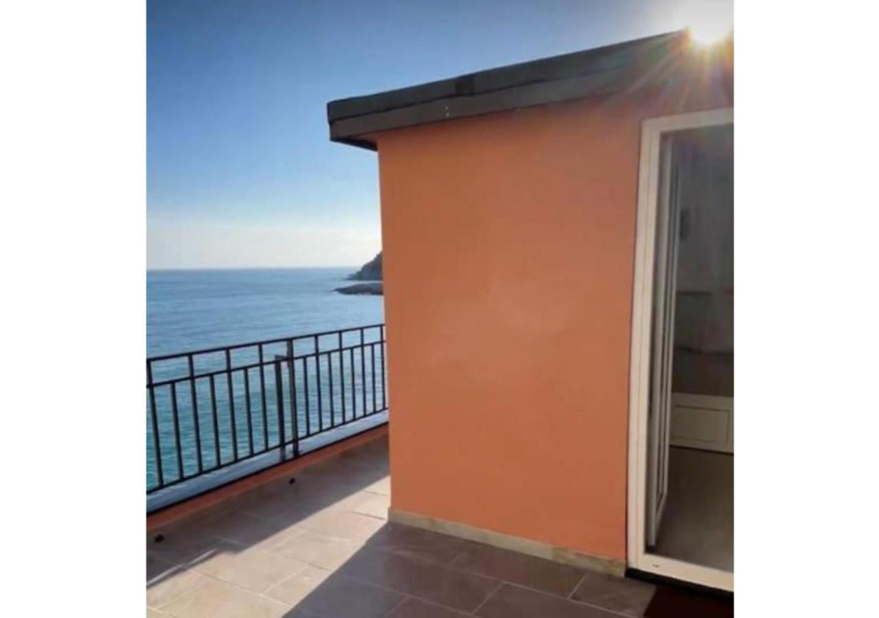 Comodissimo Gaslini E Mare Genua Exterior foto